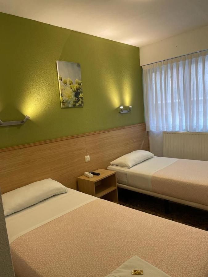 Hostal Milmarcos Zaragoza Exterior foto